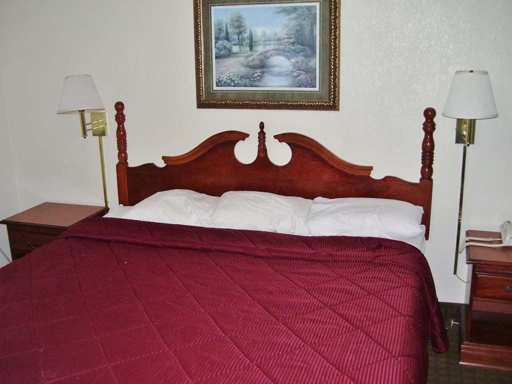 Lake View Inn & Suites Killen Bilik gambar